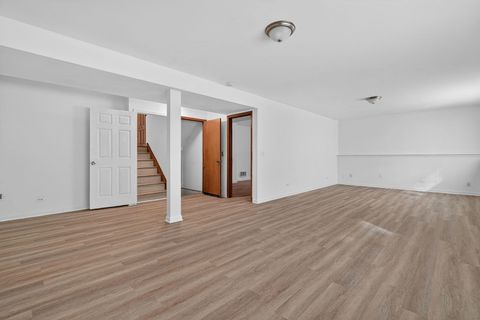 Tiny photo for 420 Windsor Drive, Oswego, IL 60543 (MLS # 12650952)