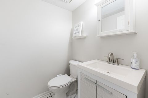 Tiny photo for 4015 Peartree Drive, Lake In The Hills, IL 60156 (MLS # 12525995)