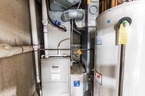 Tiny photo for 4015 Peartree Drive, Lake In The Hills, IL 60156 (MLS # 12525995)