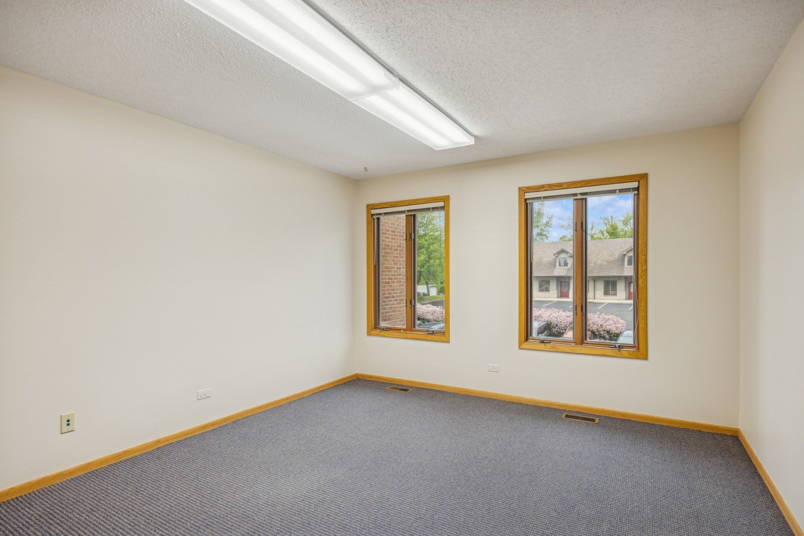 2050 Larkin Avenue 200-201