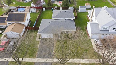 Tiny photo for 148 Beaver Creek Drive, Bolingbrook, IL 60490 (MLS # 12618325)