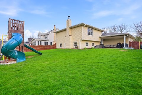 Tiny photo for 148 Beaver Creek Drive, Bolingbrook, IL 60490 (MLS # 12618325)