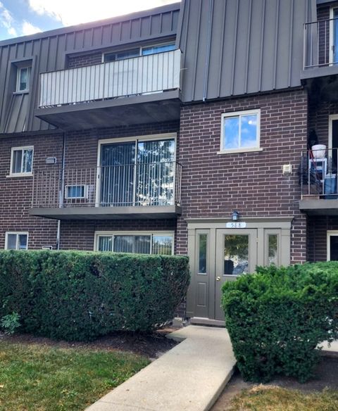 Photo of 588 FAIRWAY VIEW Drive #2E, Wheeling, IL 60090 (MLS # 12491315)