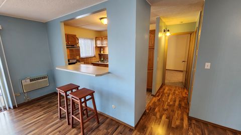 Tiny photo for 588 FAIRWAY VIEW Drive #2E, Wheeling, IL 60090 (MLS # 12491315)