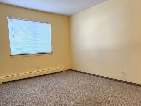 Tiny photo for 588 FAIRWAY VIEW Drive #2E, Wheeling, IL 60090 (MLS # 12491315)