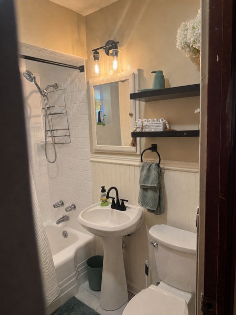 Tiny photo for 6533 16th Street, Berwyn, IL 60402 (MLS # 12745212)