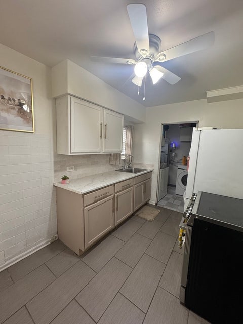 Tiny photo for 6533 16th Street, Berwyn, IL 60402 (MLS # 12745212)