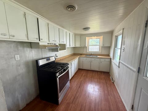 Tiny photo for 615 5th Street, Colona, IL 61241 (MLS # 12727008)
