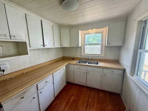 Tiny photo for 615 5th Street, Colona, IL 61241 (MLS # 12727008)