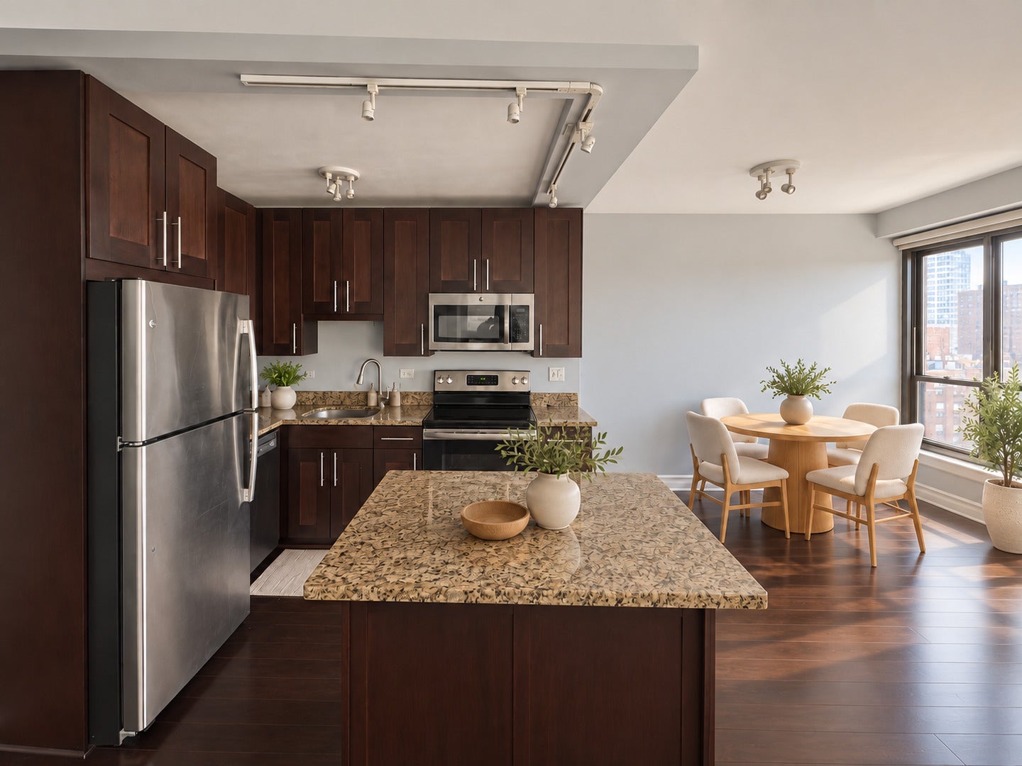 2930 N SHERIDAN Road 2201