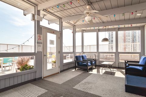 Tiny photo for 6157 N Sheridan Road #3M, Chicago, IL 60660 (MLS # 12466050)