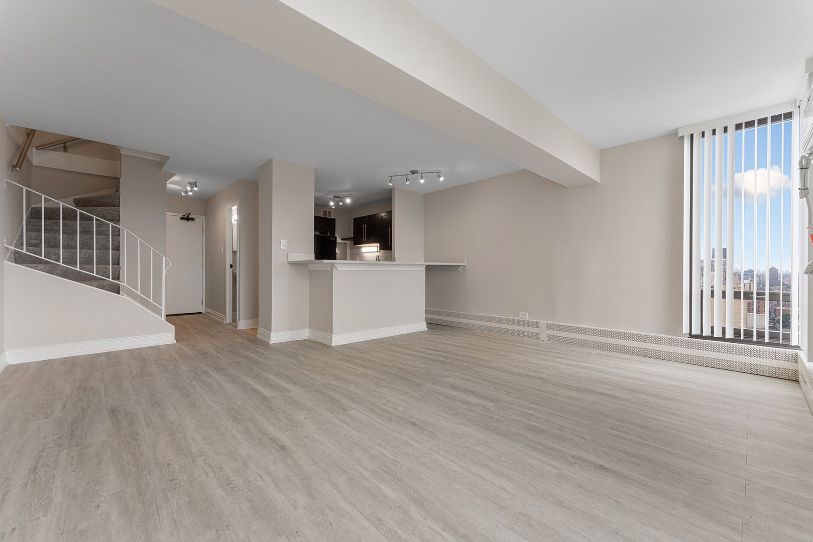 6166 N Sheridan Road 26L