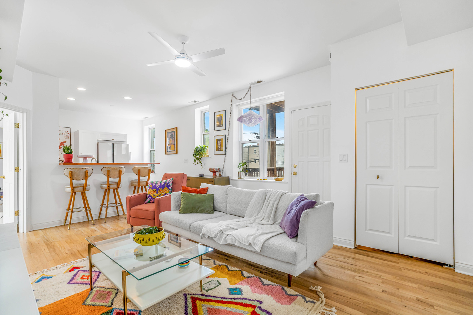 2603 N Hamlin Avenue 2