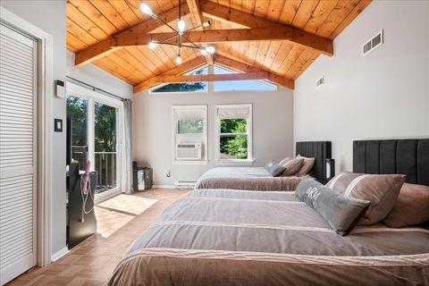 Tiny photo for 3011 W Jarvis Avenue, Chicago, IL 60645 (MLS # 12671425)
