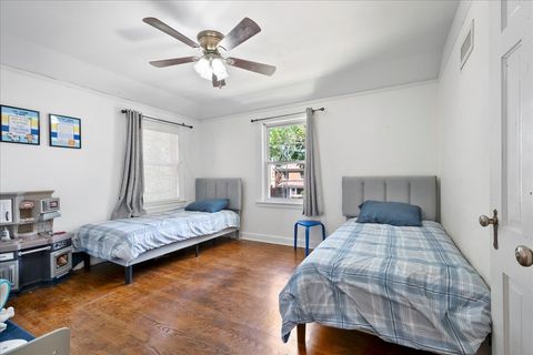 Tiny photo for 3011 W Jarvis Avenue, Chicago, IL 60645 (MLS # 12671425)