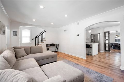 Tiny photo for 3011 W Jarvis Avenue, Chicago, IL 60645 (MLS # 12671425)