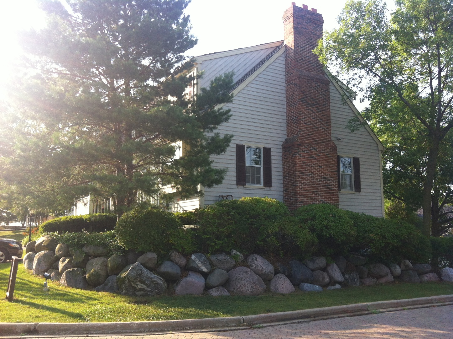1625 W Colonial Parkway