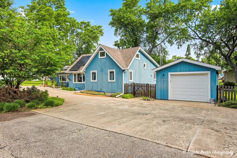 Tiny photo for 7508 Cedar Drive, Wonder Lake, IL 60097 (MLS # 12673298)