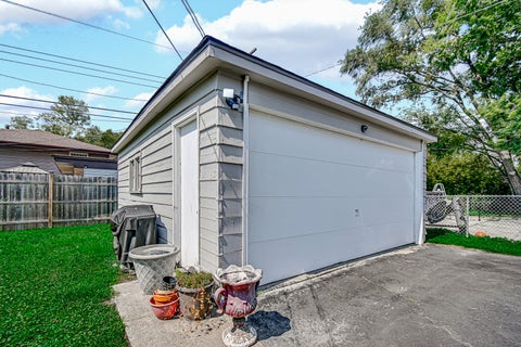 Tiny photo for 15218 Dorchester Avenue, Dolton, IL 60419 (MLS # 12754328)