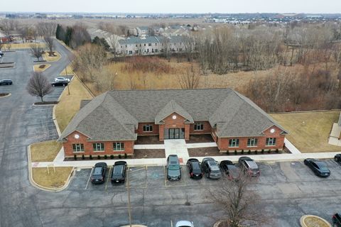 Photo of 3949 75th Street, Aurora, IL 60504 (MLS # 12198037)