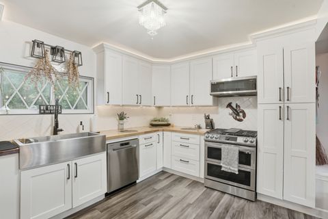 Tiny photo for 16938 Cicero Avenue, Tinley Park, IL 60477 (MLS # 12500225)