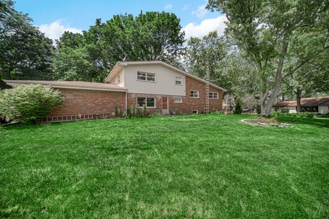 Tiny photo for 205 Sharon Drive, Sleepy Hollow, IL 60118 (MLS # 12736046)