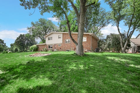 Tiny photo for 205 Sharon Drive, Sleepy Hollow, IL 60118 (MLS # 12736046)