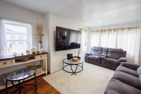 Tiny photo for 732 N Dearborn Avenue, Kankakee, IL 60901 (MLS # 12331627)