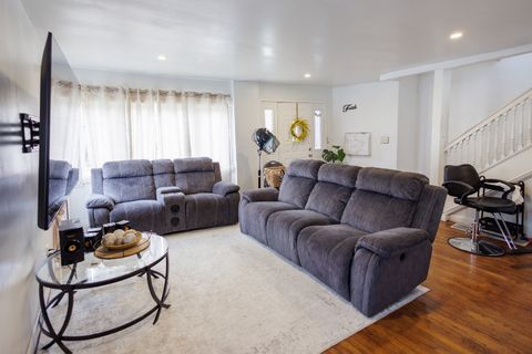 Tiny photo for 732 N Dearborn Avenue, Kankakee, IL 60901 (MLS # 12331627)
