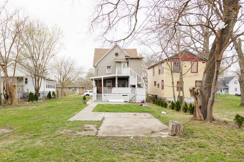 Tiny photo for 732 N Dearborn Avenue, Kankakee, IL 60901 (MLS # 12331627)