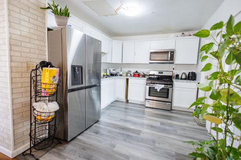 Tiny photo for 732 N Dearborn Avenue, Kankakee, IL 60901 (MLS # 12331627)