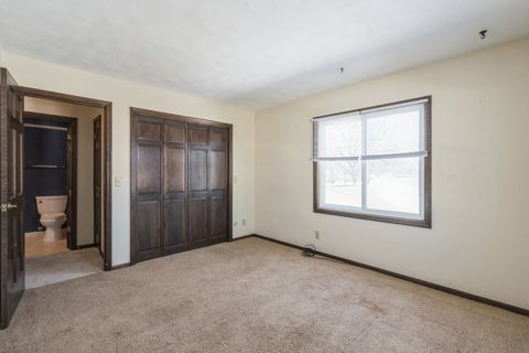 Tiny photo for 3709 31ST Avenue #13, Rock Island, IL 61201 (MLS # 12580309)