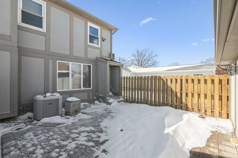 Tiny photo for 3709 31ST Avenue #13, Rock Island, IL 61201 (MLS # 12580309)