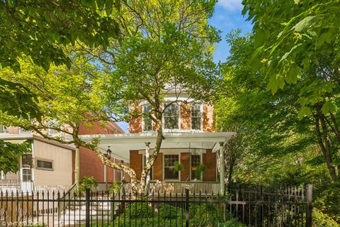 4622 N HERMITAGE Avenue Chicago IL 60640