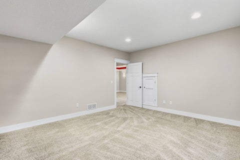Tiny photo for 6488 Fairhaven Road, Davenport, IA 52807 (MLS # 12773026)