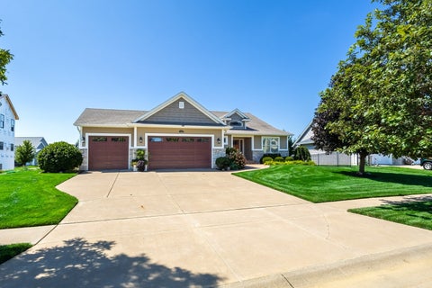Tiny photo for 6488 Fairhaven Road, Davenport, IA 52807 (MLS # 12773026)