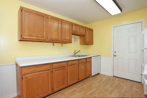 Tiny photo for 286 Nantucket Hbr Hbr #286, Schaumburg, IL 60193 (MLS # 12527894)