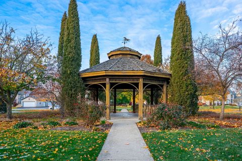 Tiny photo for 615 Kresswood Drive #615, McHenry, IL 60050 (MLS # 12512763)