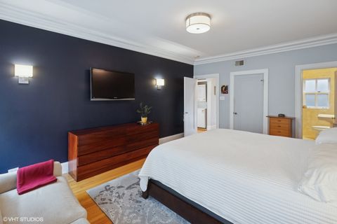 Tiny photo for 937 Forest Avenue #3, Evanston, IL 60202 (MLS # 12478958)