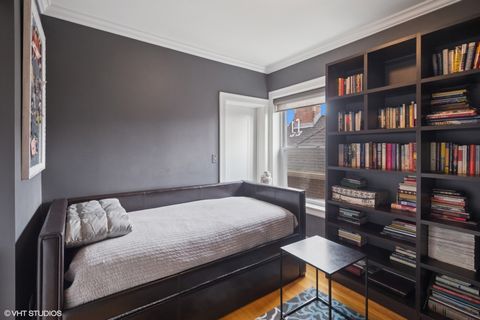 Tiny photo for 937 Forest Avenue #3, Evanston, IL 60202 (MLS # 12478958)