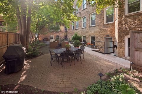 Tiny photo for 937 Forest Avenue #3, Evanston, IL 60202 (MLS # 12478958)