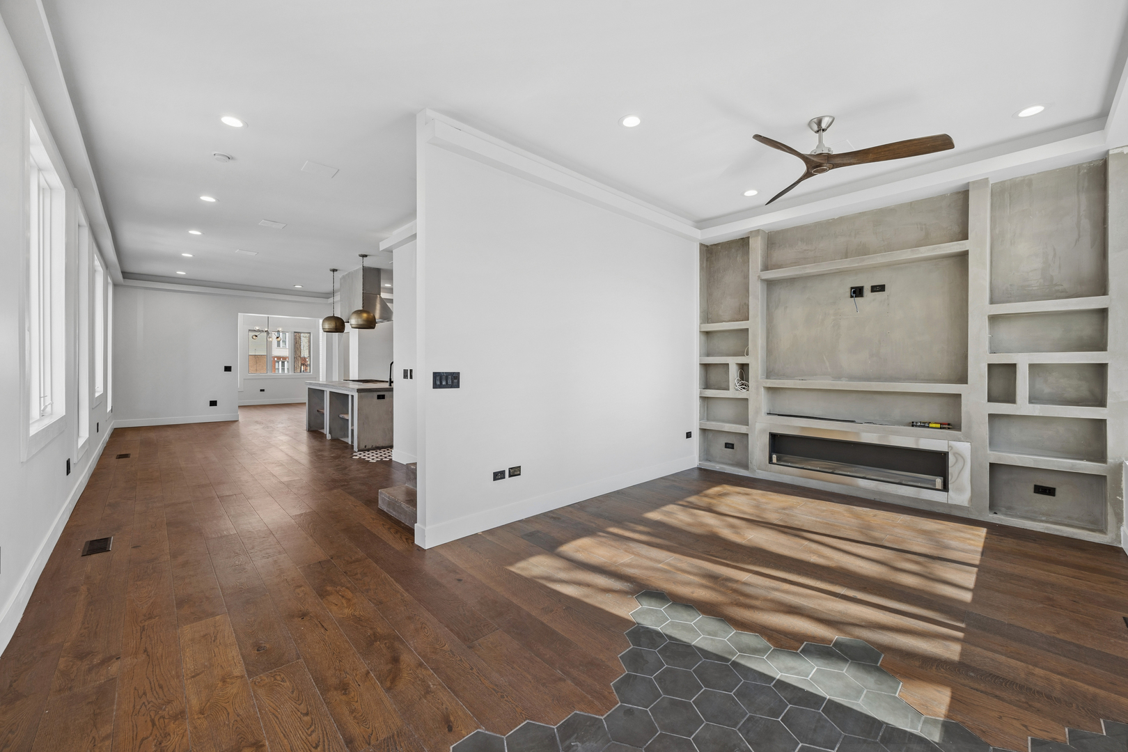 1412 W Fuller Street