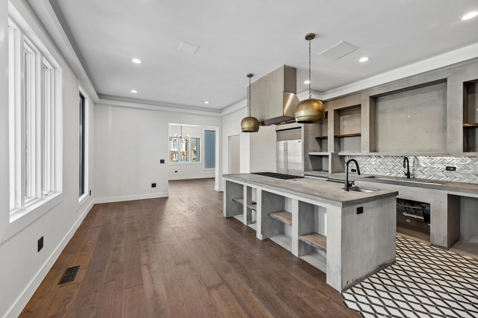 1412 W Fuller Street