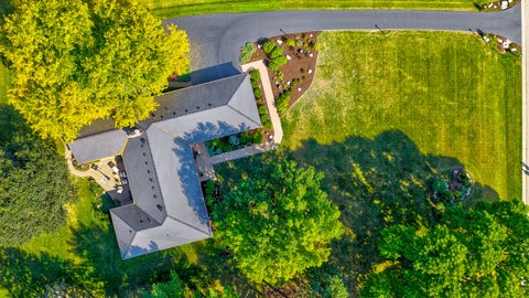 Tiny photo for 79 Mark Drive, Hawthorn Woods, IL 60047 (MLS # 12773930)