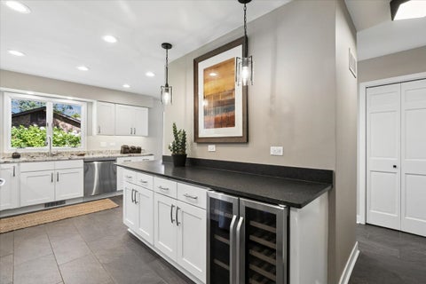 Tiny photo for 79 Mark Drive, Hawthorn Woods, IL 60047 (MLS # 12773930)