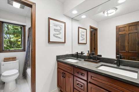 Tiny photo for 79 Mark Drive, Hawthorn Woods, IL 60047 (MLS # 12773930)