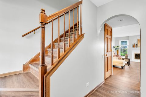 Tiny photo for 327 Shadybrook Lane, Aurora, IL 60504 (MLS # 12633800)