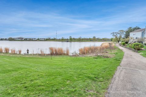 Tiny photo for 327 Shadybrook Lane, Aurora, IL 60504 (MLS # 12633800)