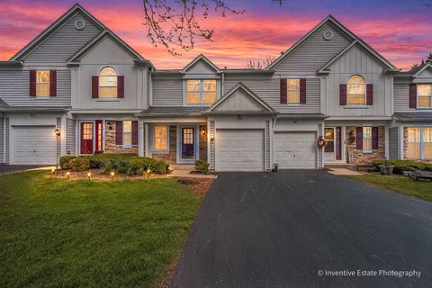 Photo of 327 Shadybrook Lane, Aurora, IL 60504 (MLS # 12633800)