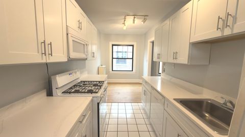 Tiny photo for 5455 S Ingleside Avenue #3E, Chicago, IL 60615 (MLS # 12522034)